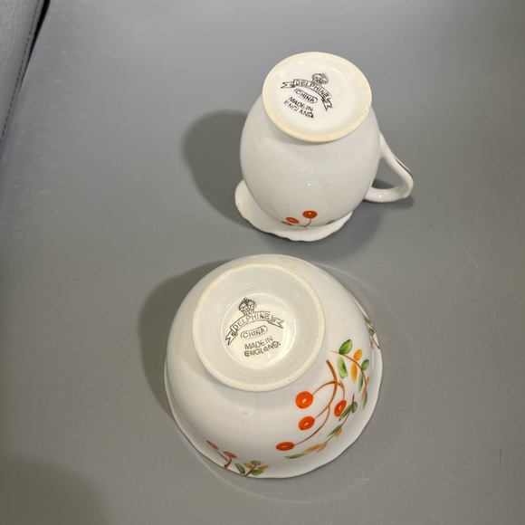 Vintage Delphine Sugar Bowl & Individual creamer. piece set.Bone china England. - Picture 16 of 16